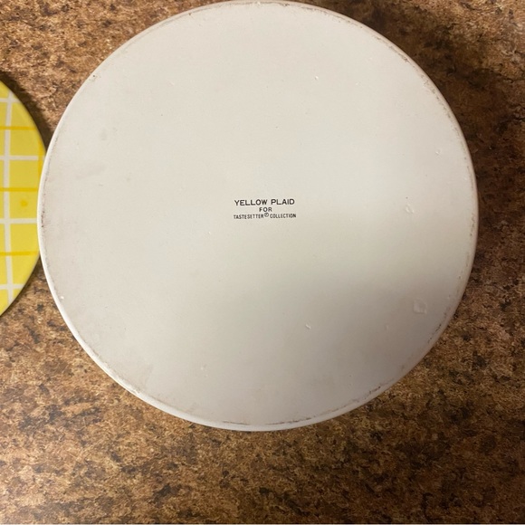 Yellow Plaid from Tastesetter Collection Set of 5, Mid-Century Vintage - Picture 13 of 15